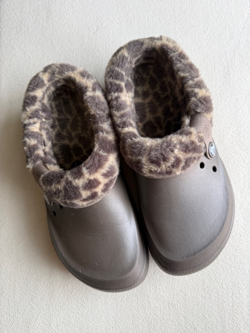 Brown Faux-Fur Lined Crocs size 7